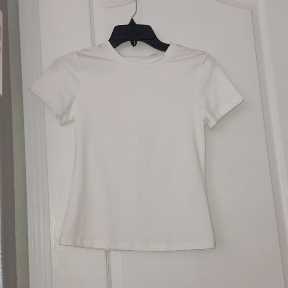 Size small white tight t shirt - Picture 1 of 3
